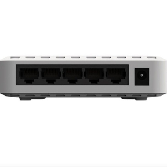 Netgear 5 port GS 605 gigabit Ethernet home desktop office switch - Picture 4 of 7